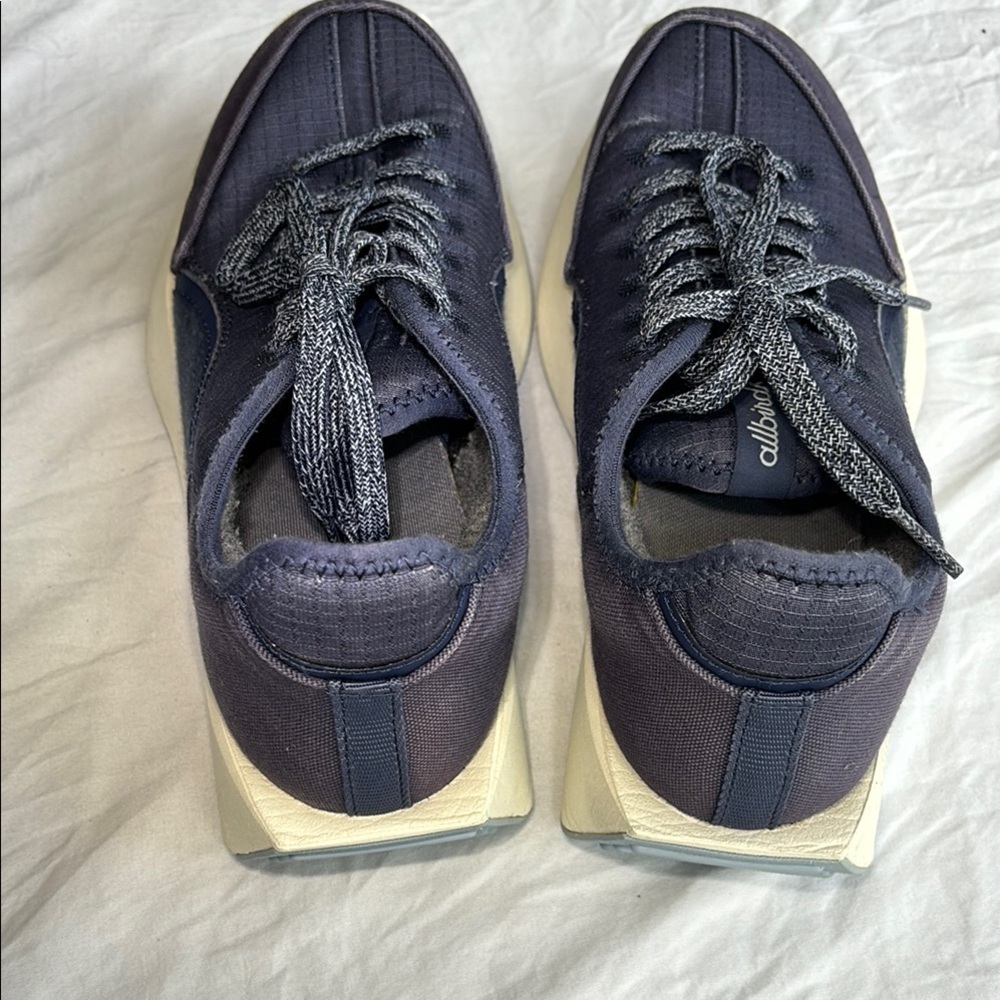 Women’s size 9‎ Allbirds Blue and White Sneakers with Versatile Style - Picture 5 of 10